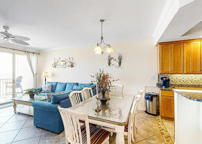 Belmont Towers 401 Apartment *